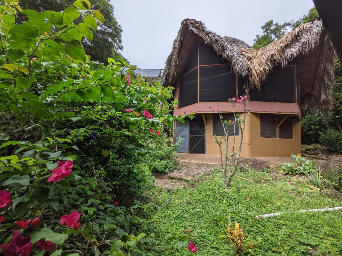 Lodge Del Sol Eco Santa Cruz